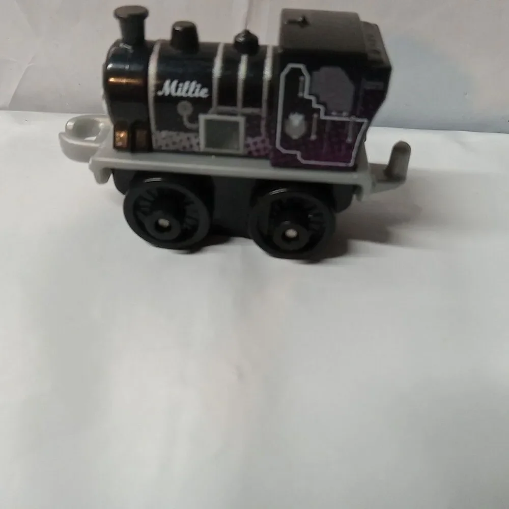 2014 Thomas & Friends Mini Train Millie Black